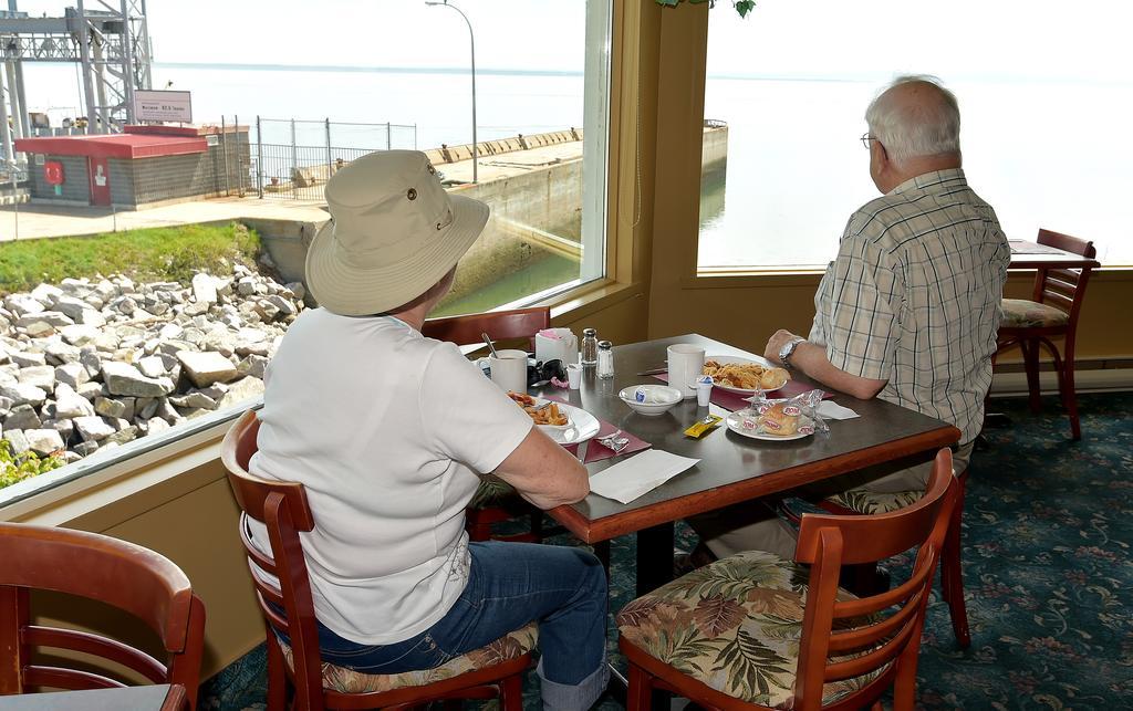 Auberge Sur Mer Charlevoix Saint-Siméon Extérieur photo