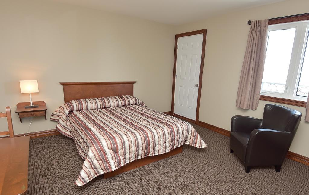 Auberge Sur Mer Charlevoix Saint-Siméon Extérieur photo